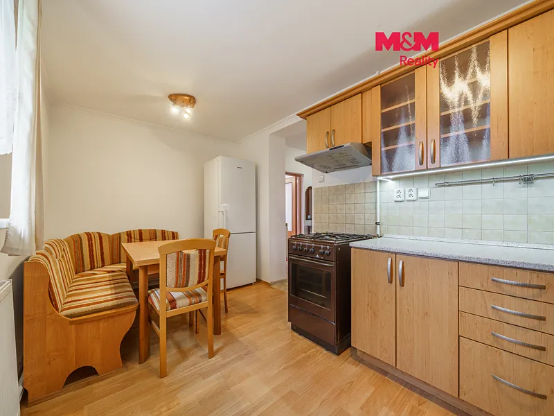 Prodej bytu 3+1, 65 m², Karlovy Vary, ul. Nádražní